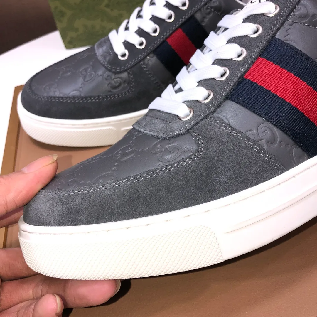 Men's shoes💰440💰[GUCCI] Official website 1:1 men's sports shoes are now on the market. They are made of original fabric + water-dyed sheepskin lining, plus the official website original 1:1 comfortable outsole. Fashionable and versatile, super comfortable and breathable. Standard shoe size 38/45 (custom-made size 45 is non-refundable)
